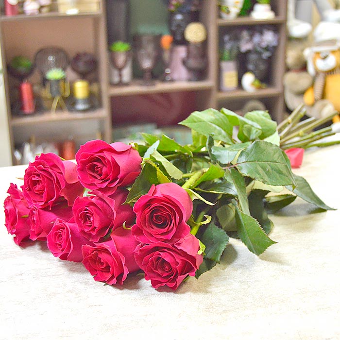 Подарочный набор Фруктовая корзина и розы
